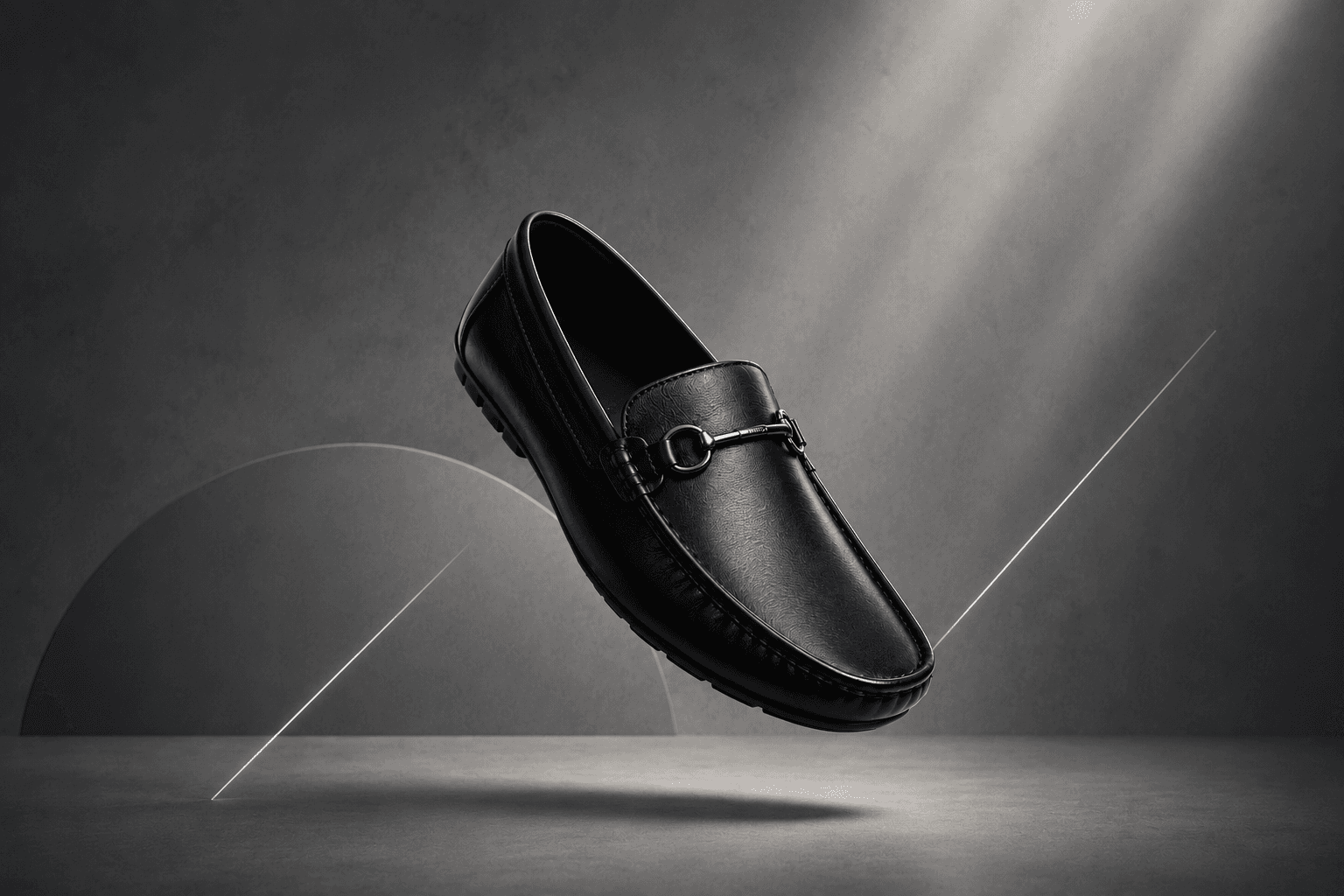 Riviera 53 — Black